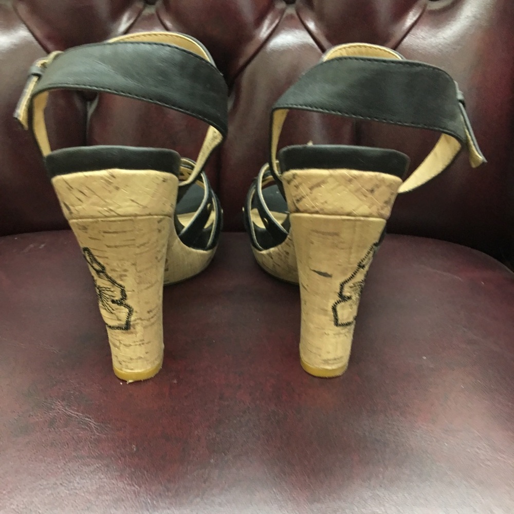 High heels - Picture 3 of 6